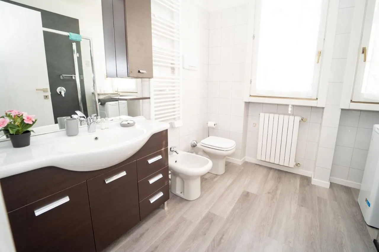 Apartment Appartamento Nuovo Vicino Aeroporto Malpensa Gallarate Italy